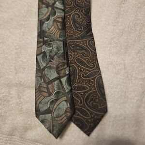 Oscar De Le Renta Coutore Elegant Paisley Men's Ties - Green and Brown